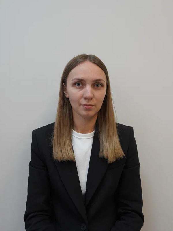 Логинова Лилия Евгеньевна.